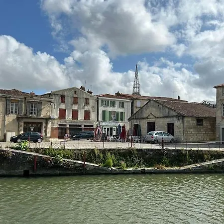 Maison De La Greve - Coeur De Marans Avec Cour Extérieur photo